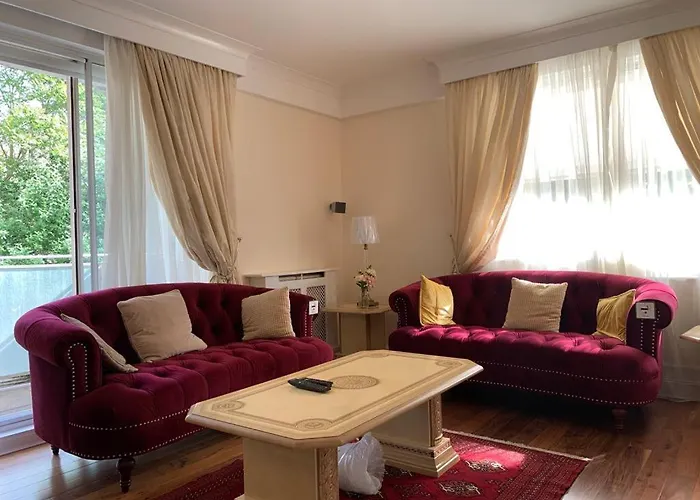 Lovely 3 Bedroom Apartment